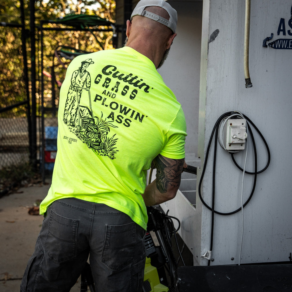 Cutting Grass & Plowin' Ass Men's T-Shirt