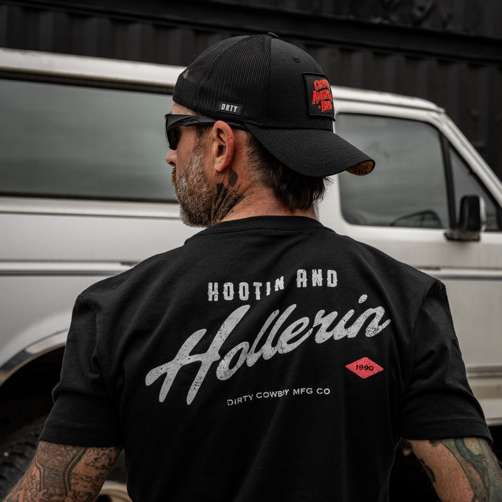 Hootin And Hollerin Men's T-Shirt