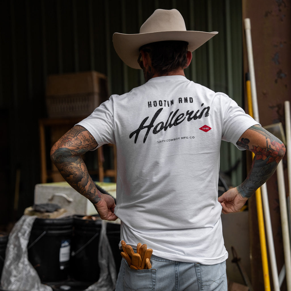 Hootin And Hollerin Men's T-Shirt