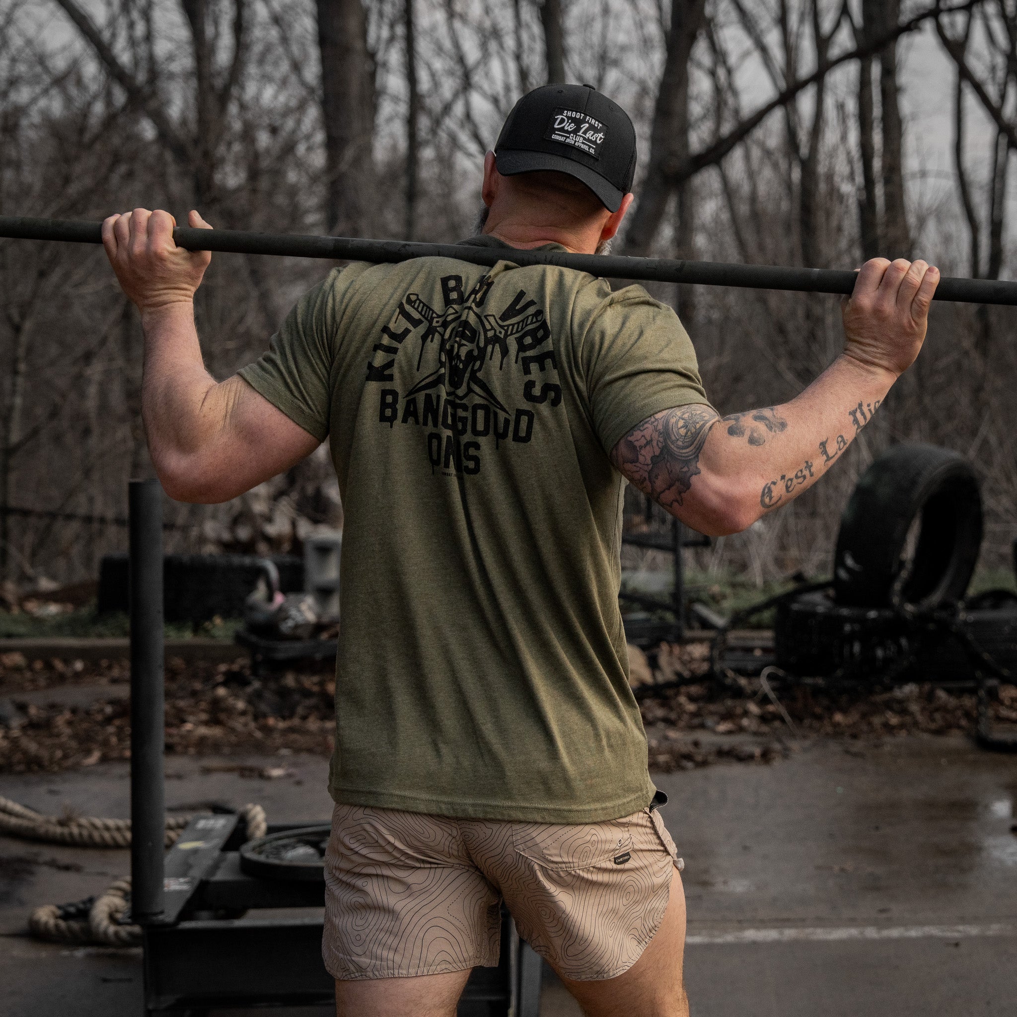 Kill Bad Vibes. Bang Good Ones Skull Men's T-Shirt